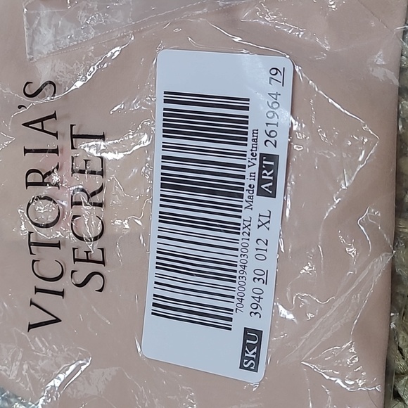 3 NWT panties - Picture 4 of 6